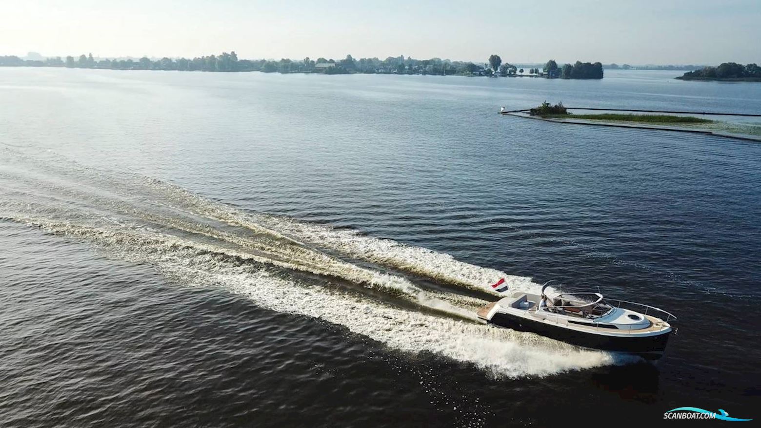 Interboat Intender 950 Cabin