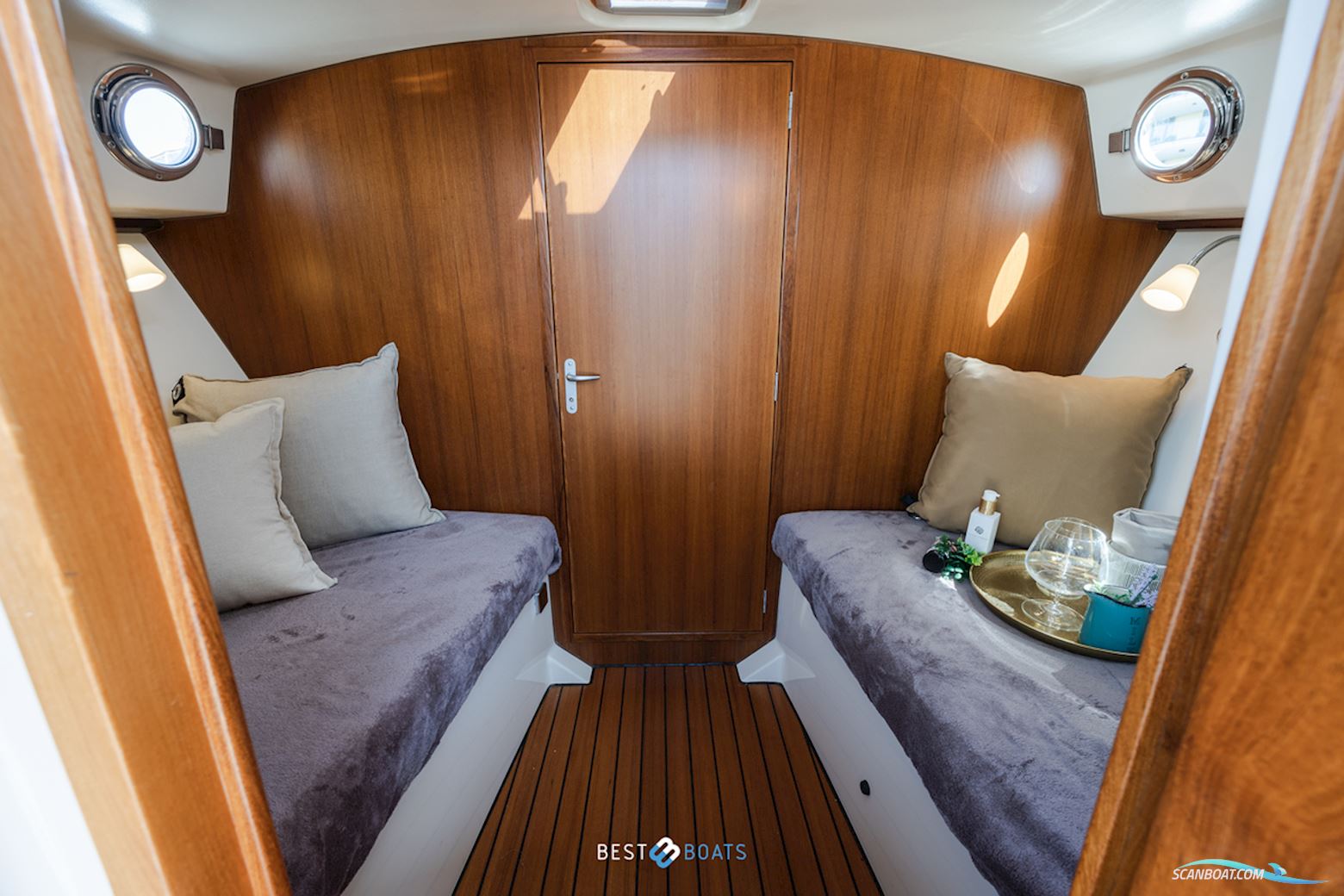 Interboat Intercruiser 27 Cabin