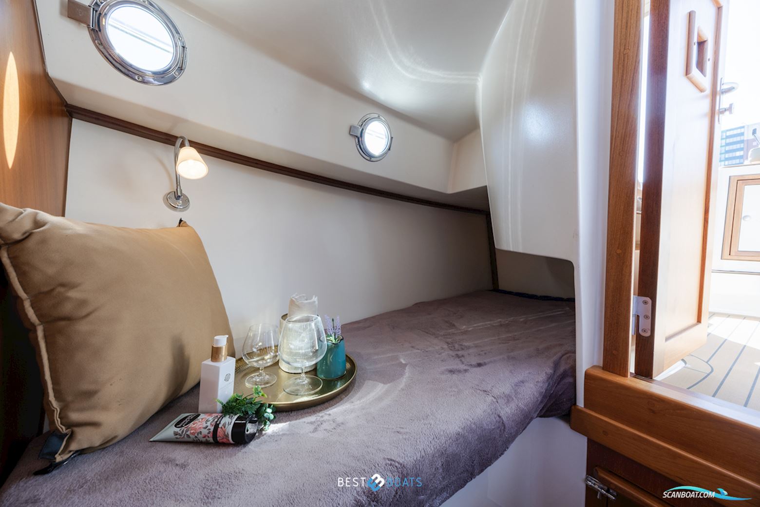 Interboat Intercruiser 27 Cabin