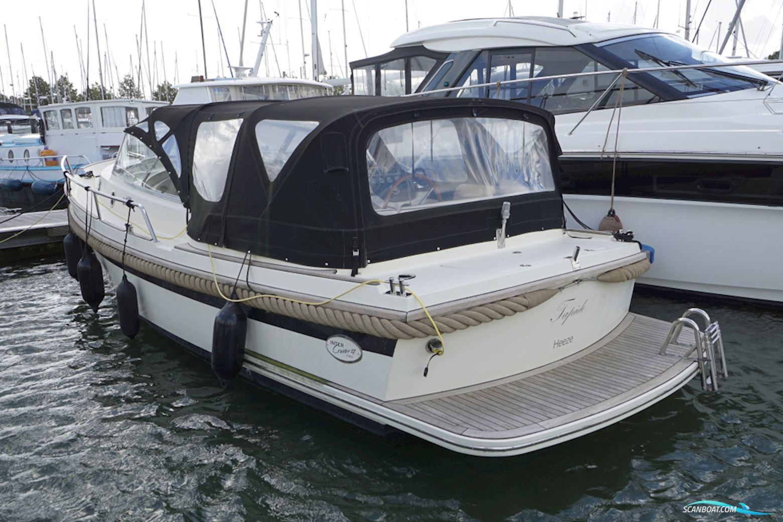 Intercruiser 27 Cabin