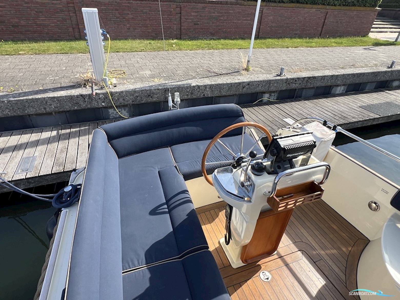 Intercruiser 29