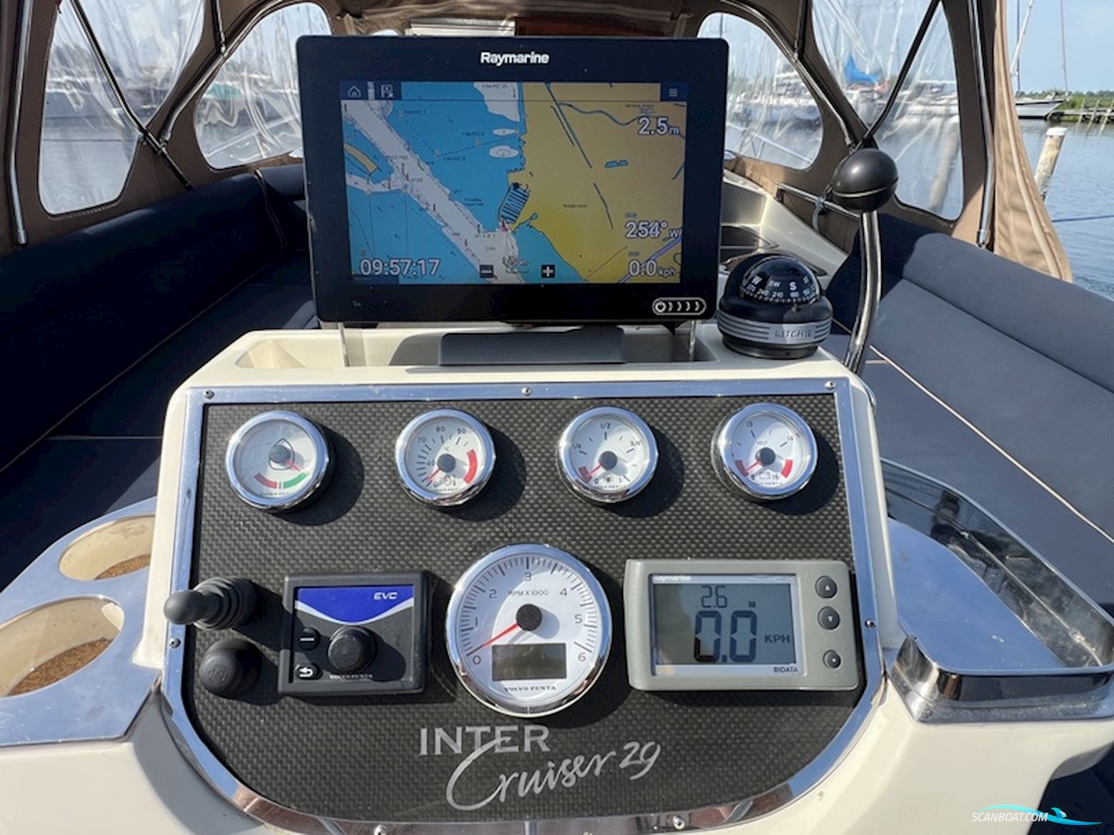 Intercruiser 29