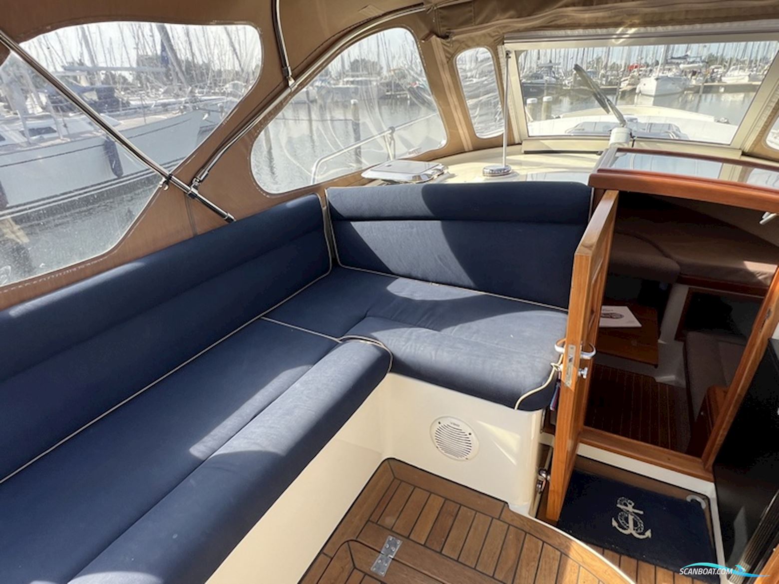 Intercruiser 29
