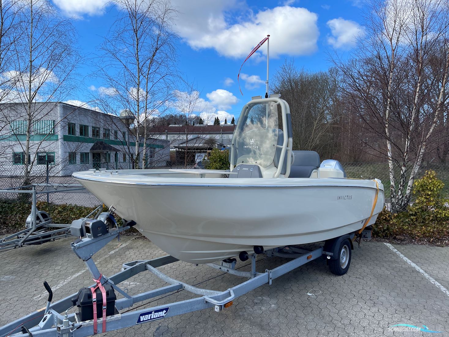 Invictus 200 HX