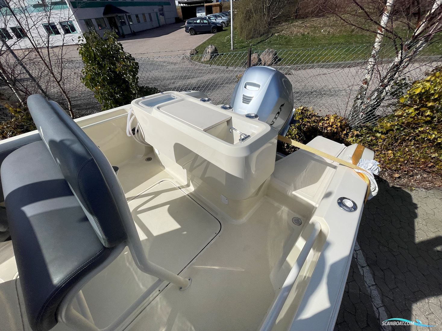 Invictus 200 HX