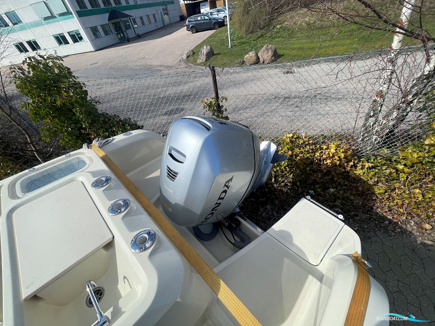 Invictus 200 HX