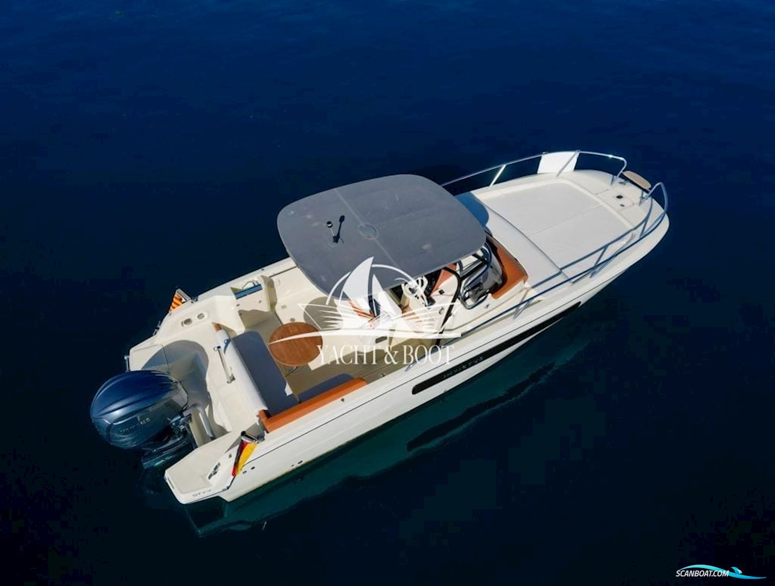 Invictus Yacht Capoforte CX 270