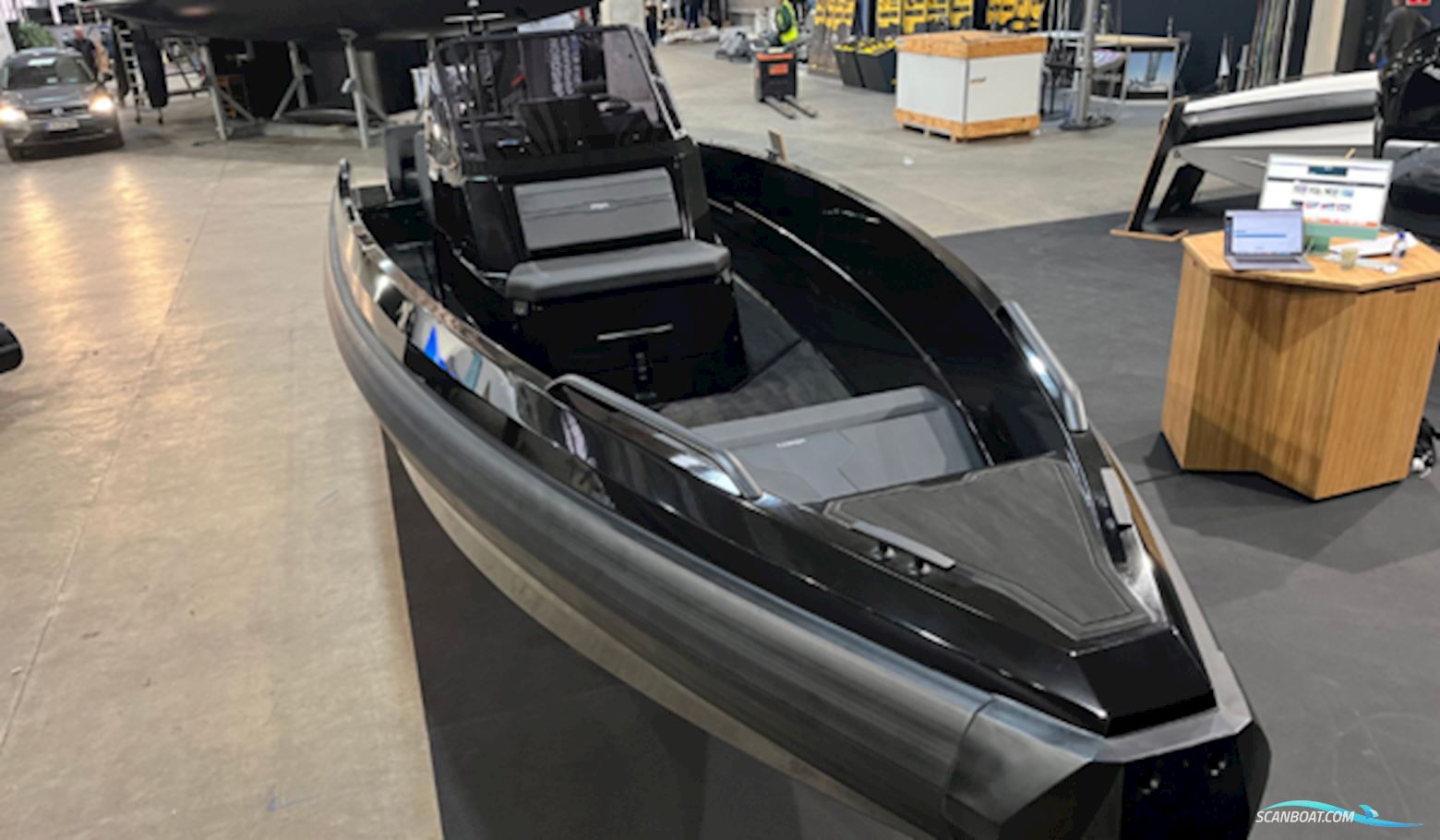 IRON 827 – Mercury V8 450 R hk