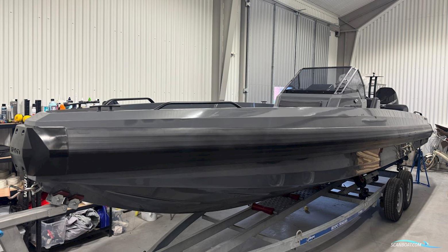 Iron 827 Motorboot 2021, mit  Mercury motor, Sweden