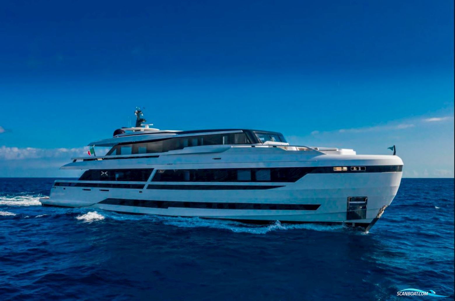 ISA Yachts Xtra Alu 40 M