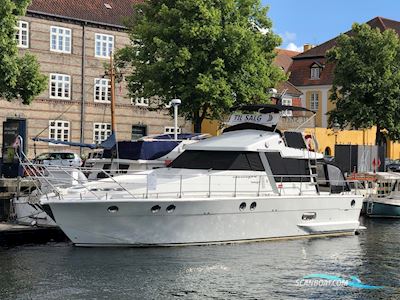 Italiensk Yacht 47 / Kajplads i KBH Centrum Motorboot 1973, Dänemark