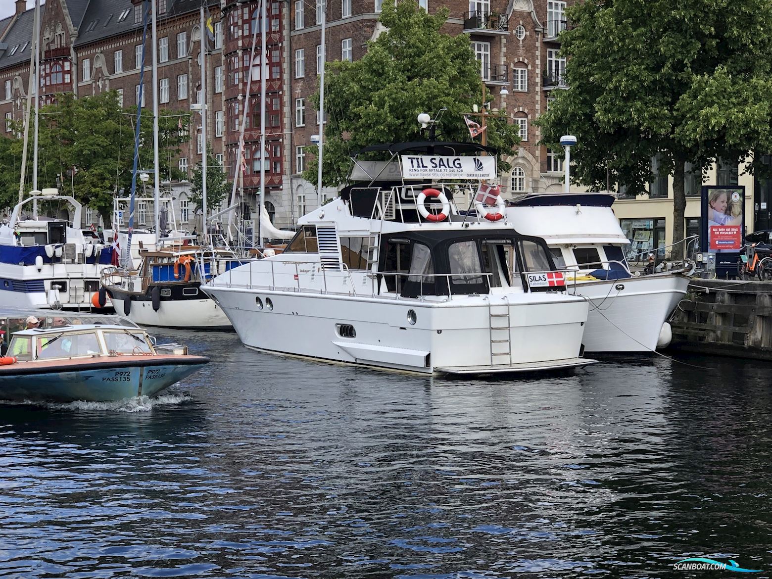 Italiensk Yacht 47 / Kajplads i KBH Centrum