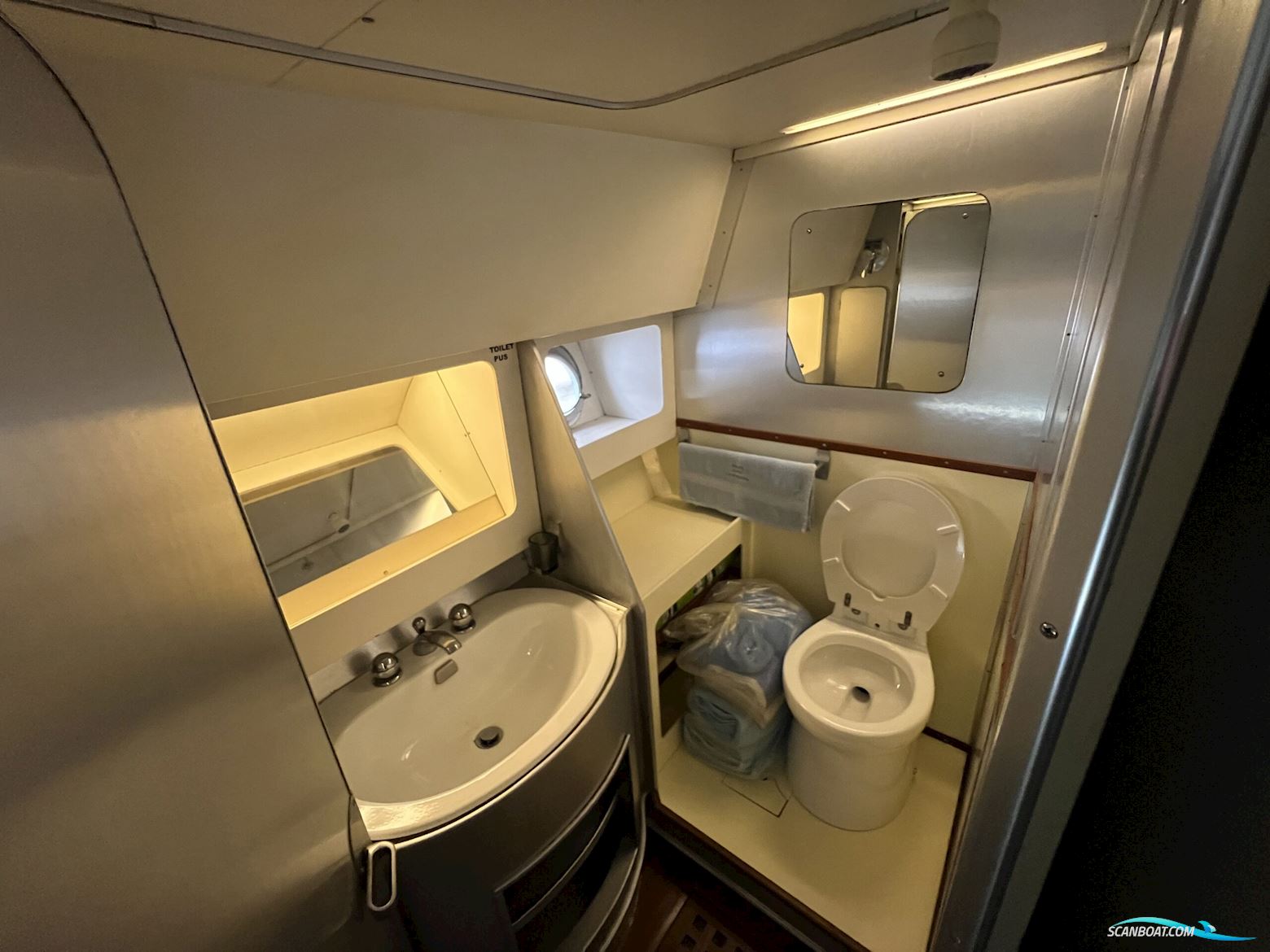 Italiensk Yacht 47 / Kajplads i KBH Centrum