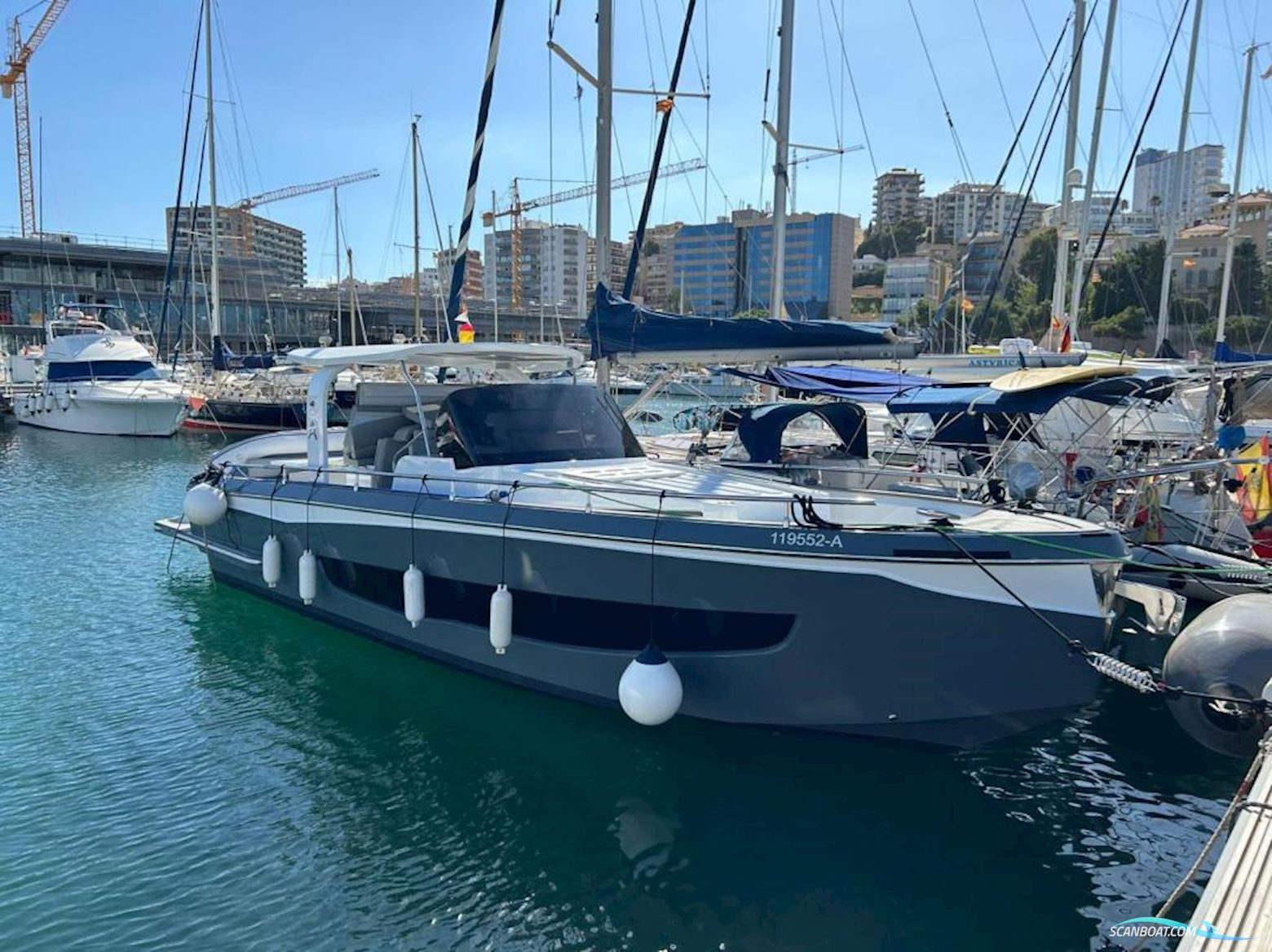 Italyure 38 Motorboot 2024, mit Suzuki 350 motor, Spanien
