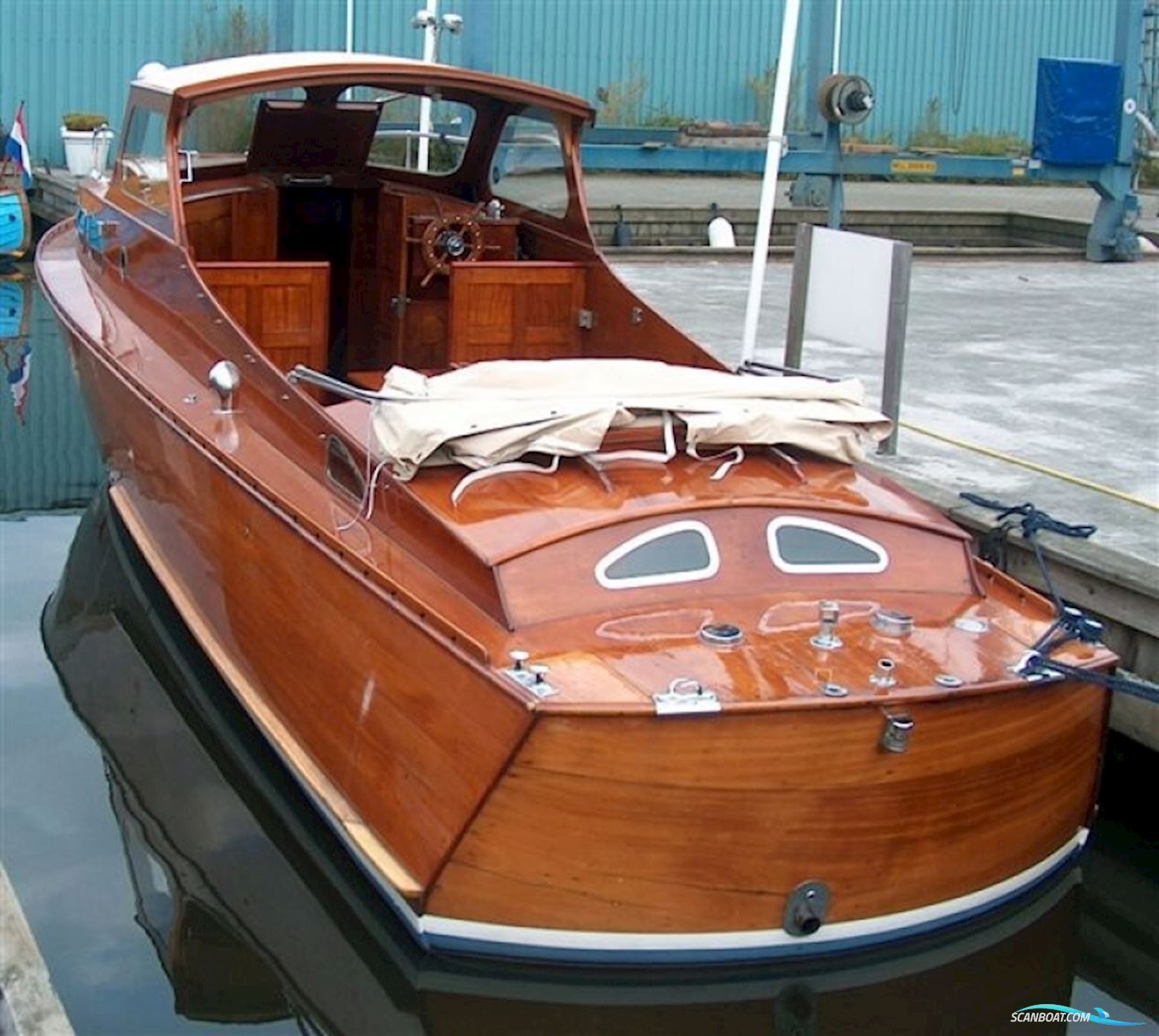 Iversen Siroka Motorboot 1939, mit Volvo Penta motor, Niederlande