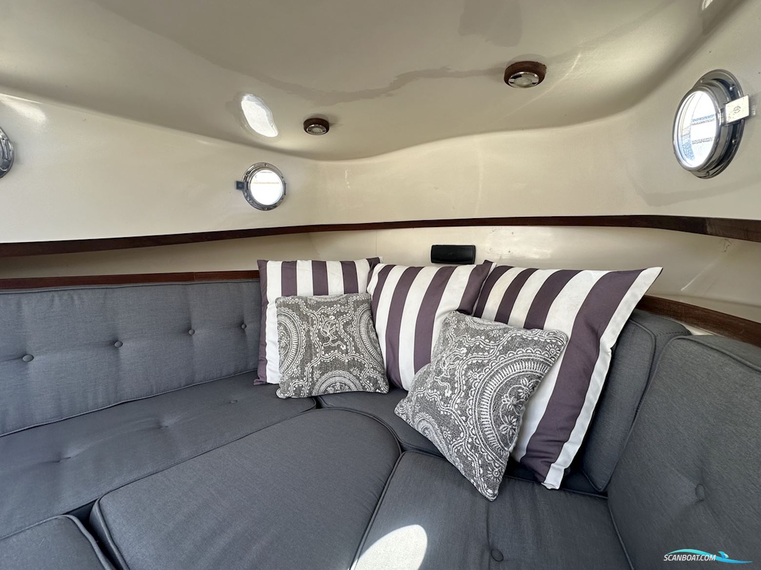 Jan van gent  Cabin 1035