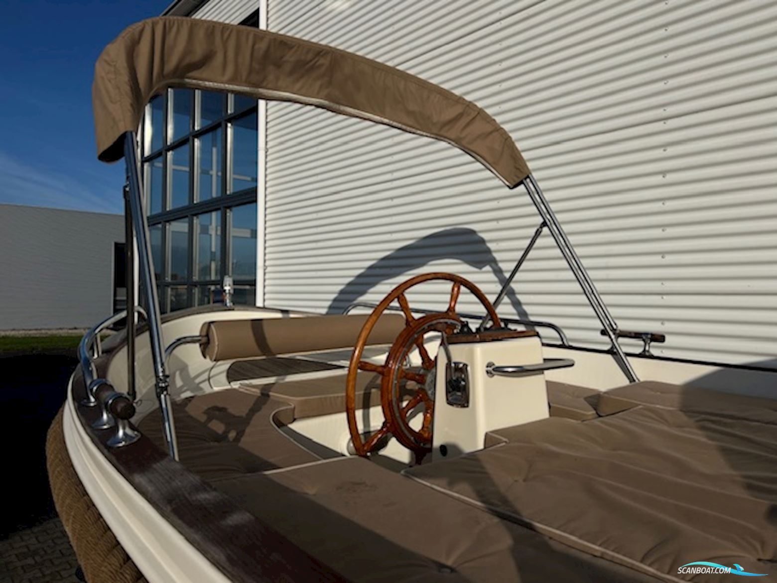 Jan Van Gent 820 Open