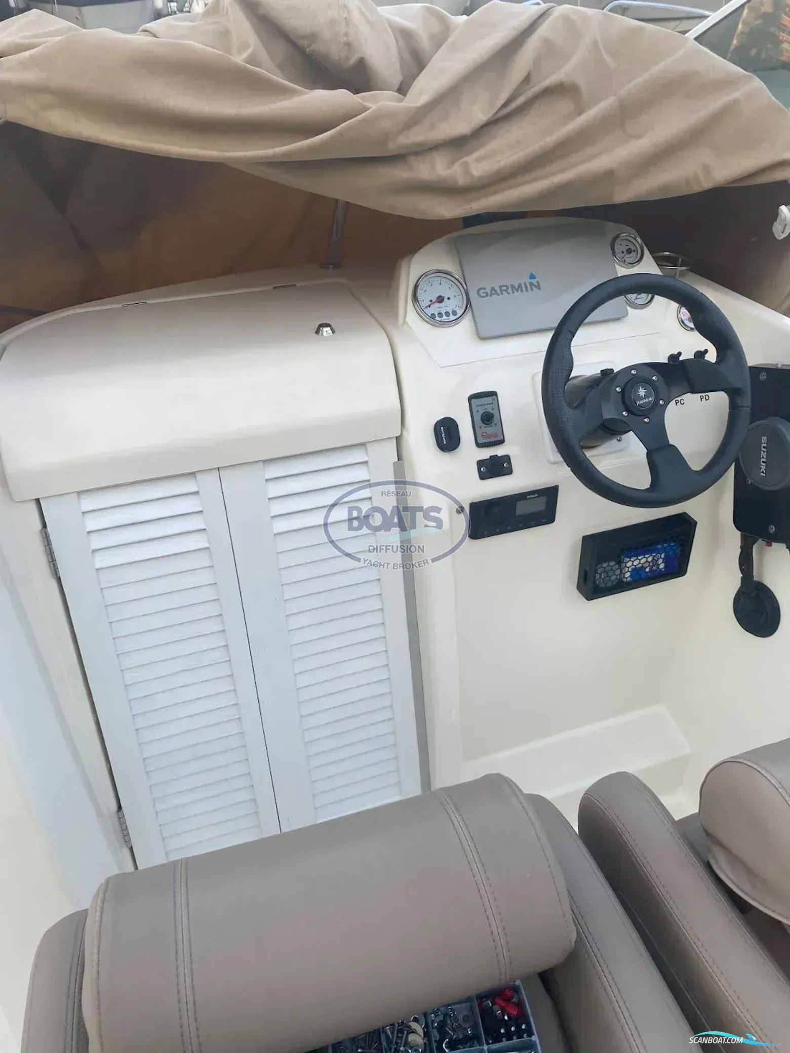 Jeanneau  Cap Camarat 635