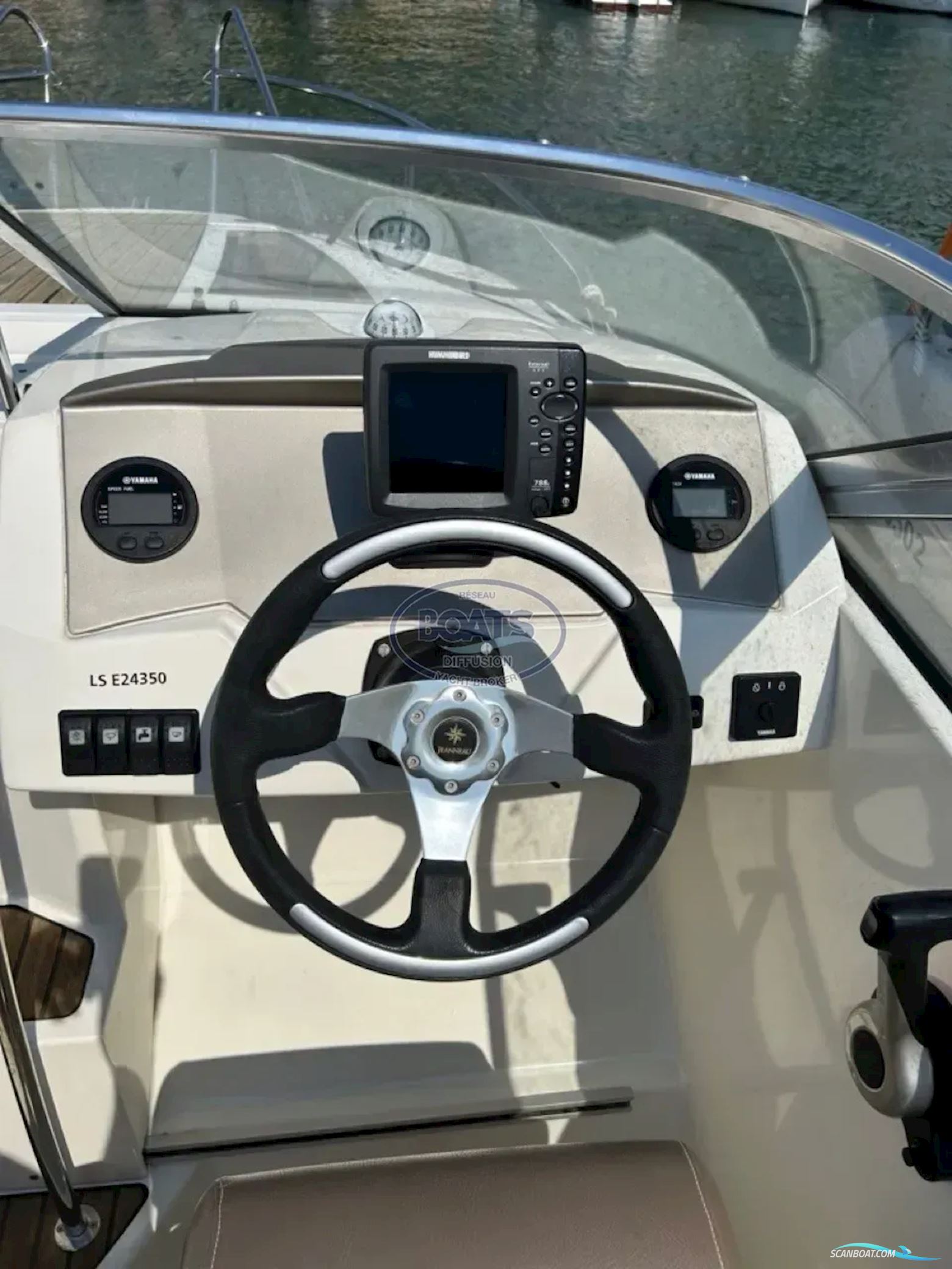 Jeanneau  Cap Camarat 635