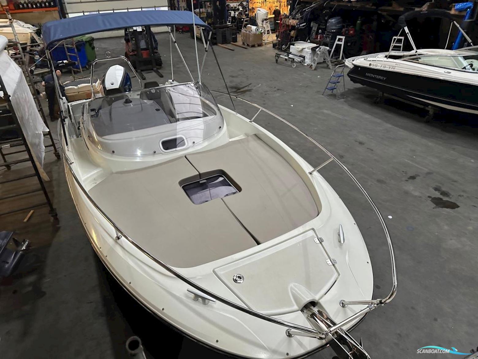 Jeanneau  Cap Camarat 7.5 WA