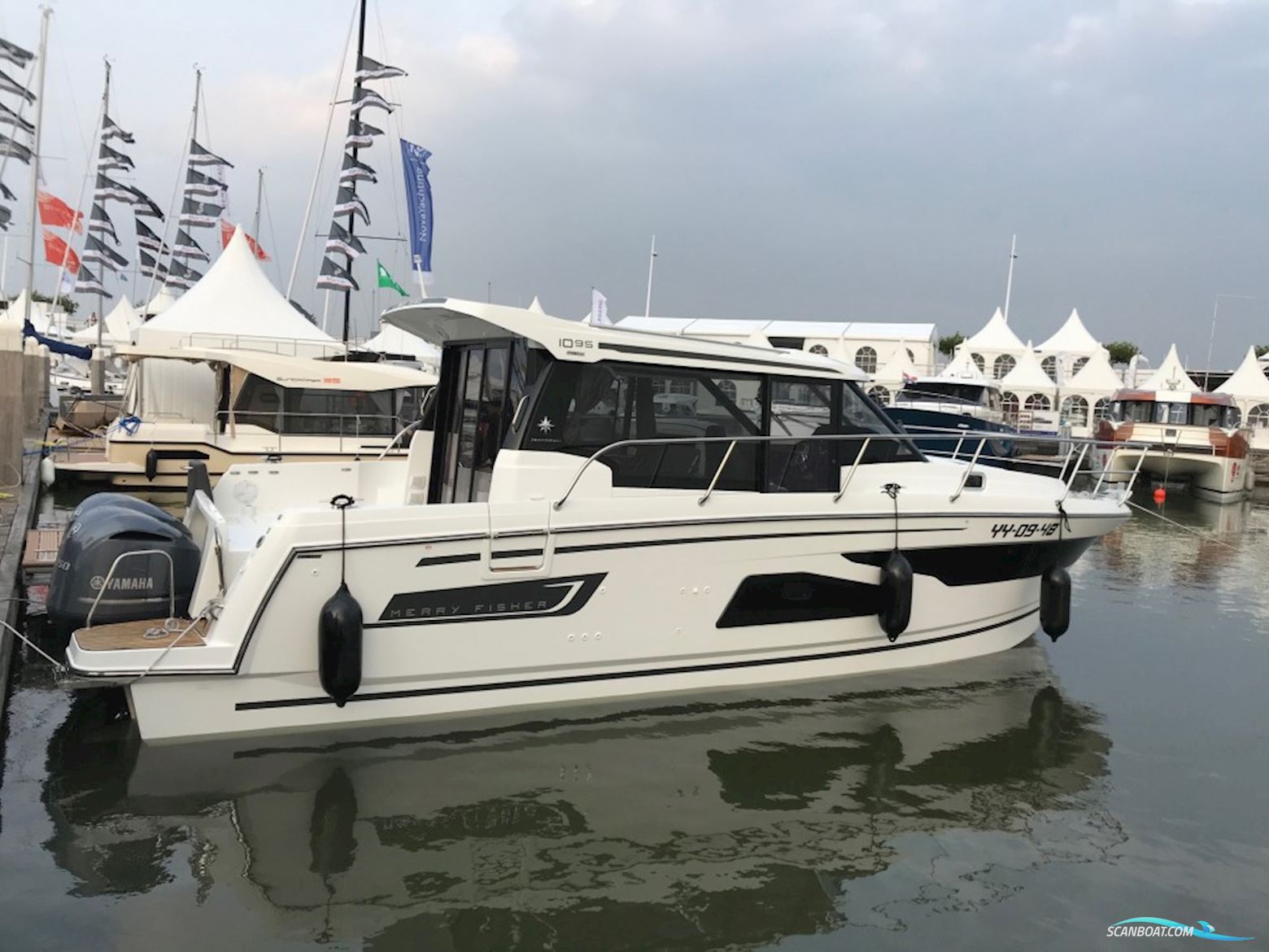 Jeanneau  Merry Fisher 1095 Coupé