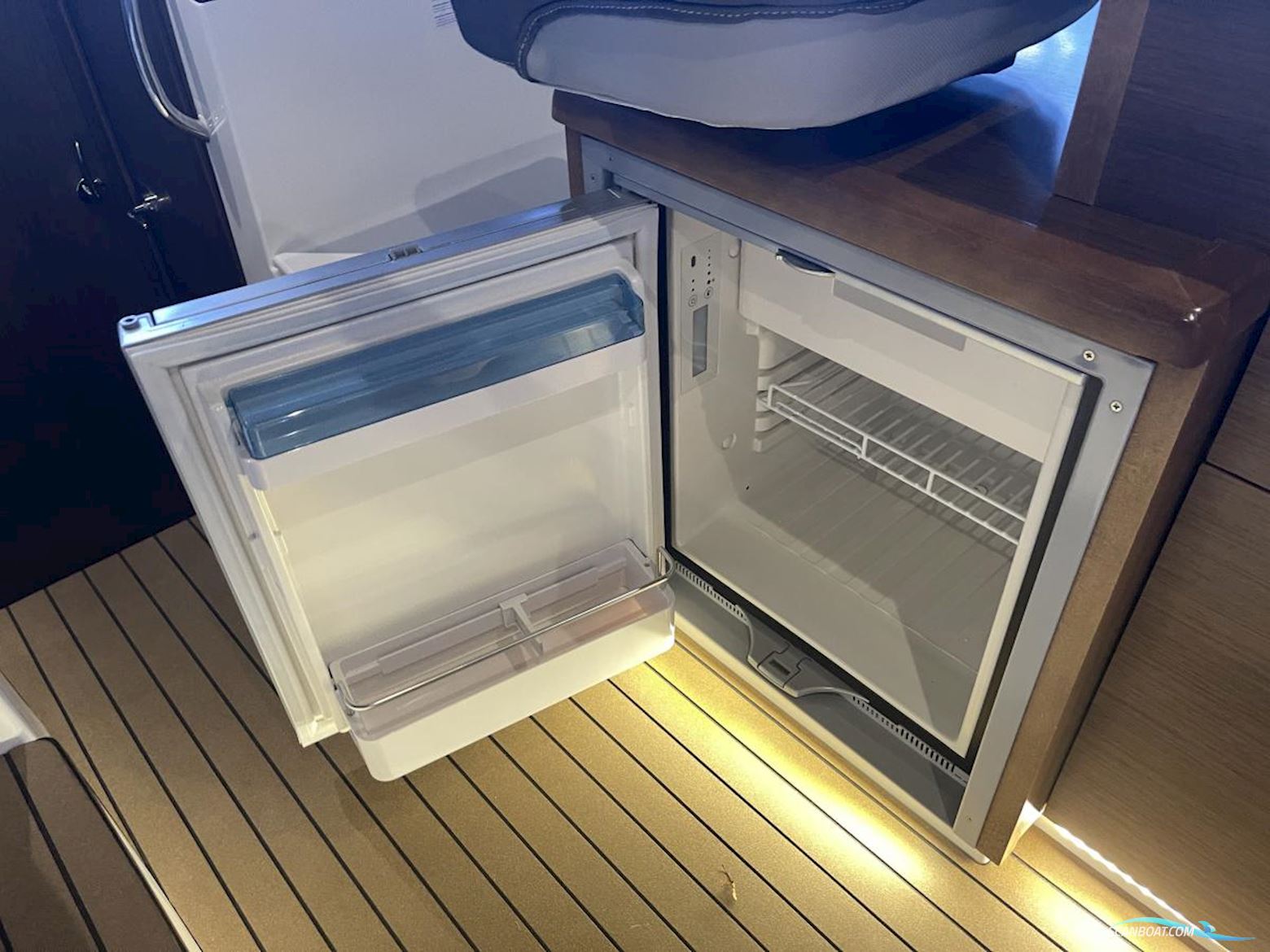 Jeanneau  Merry Fisher 895