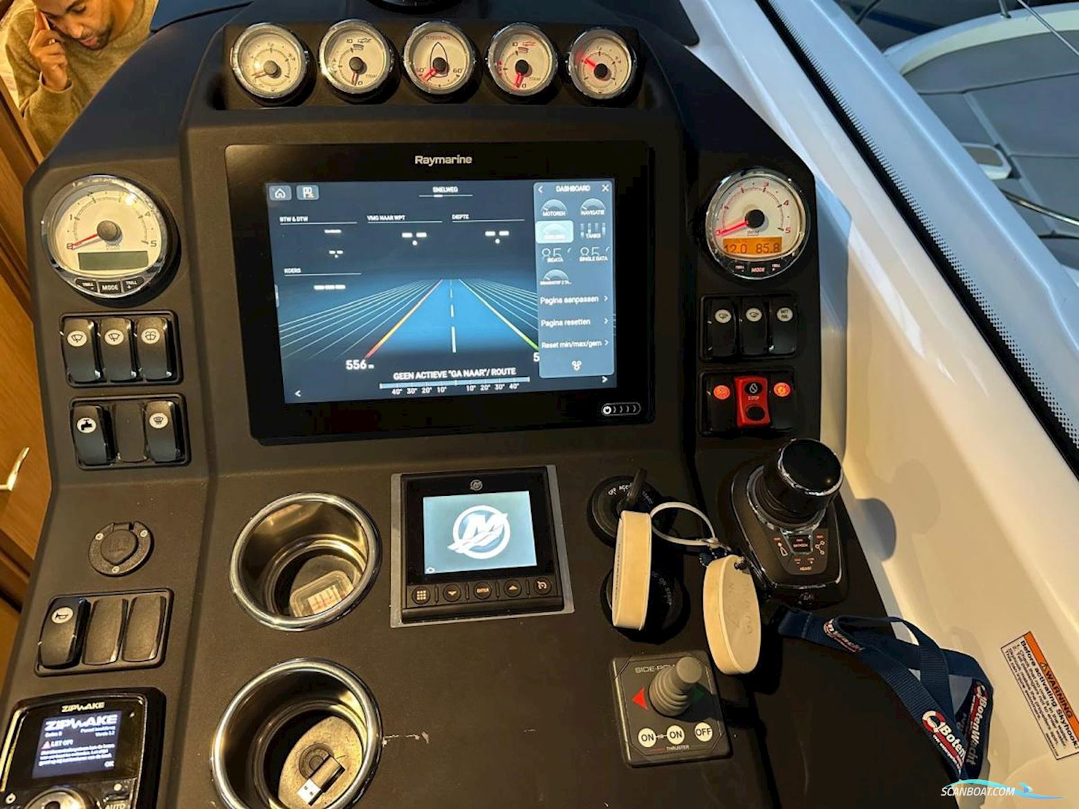 Jeanneau  NC37 met slechts 87 uur!