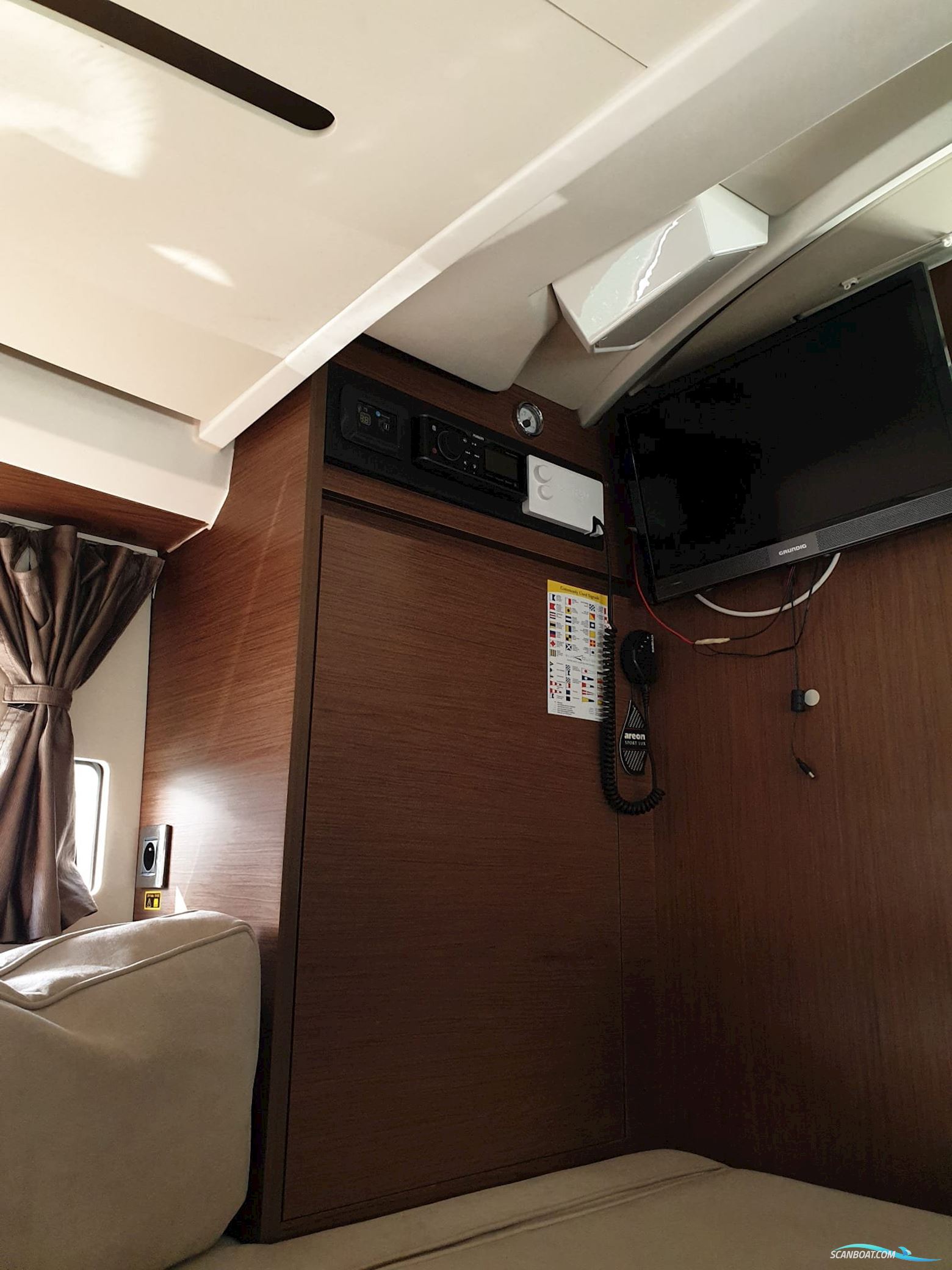 Jeanneau 30 LEADER - 2018