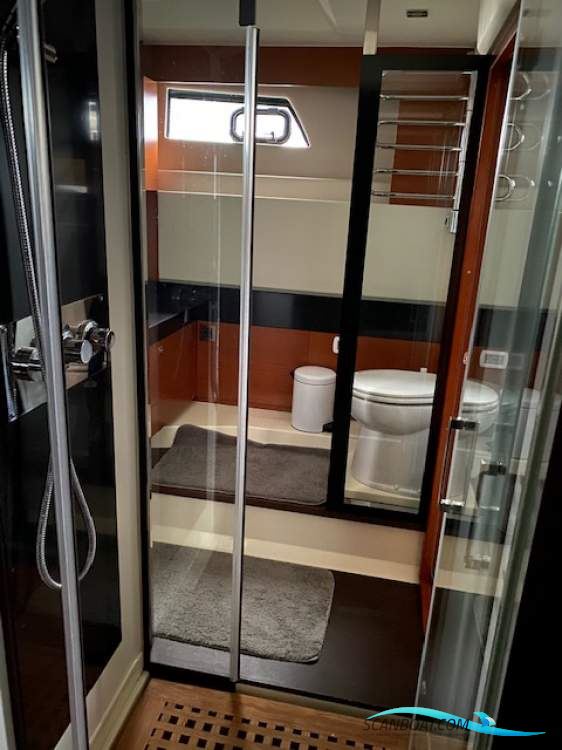 Jeanneau 550s Ixus Joystick