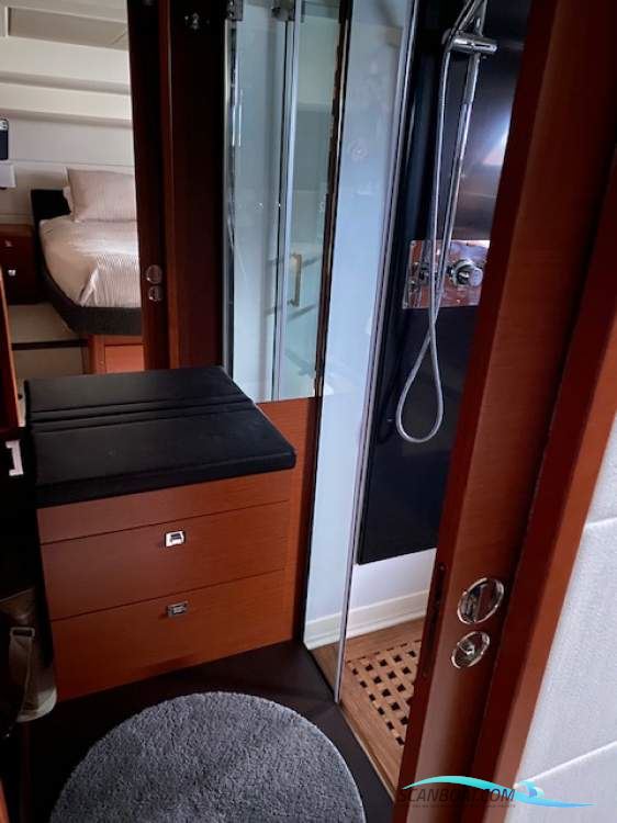 Jeanneau 550s Ixus Joystick