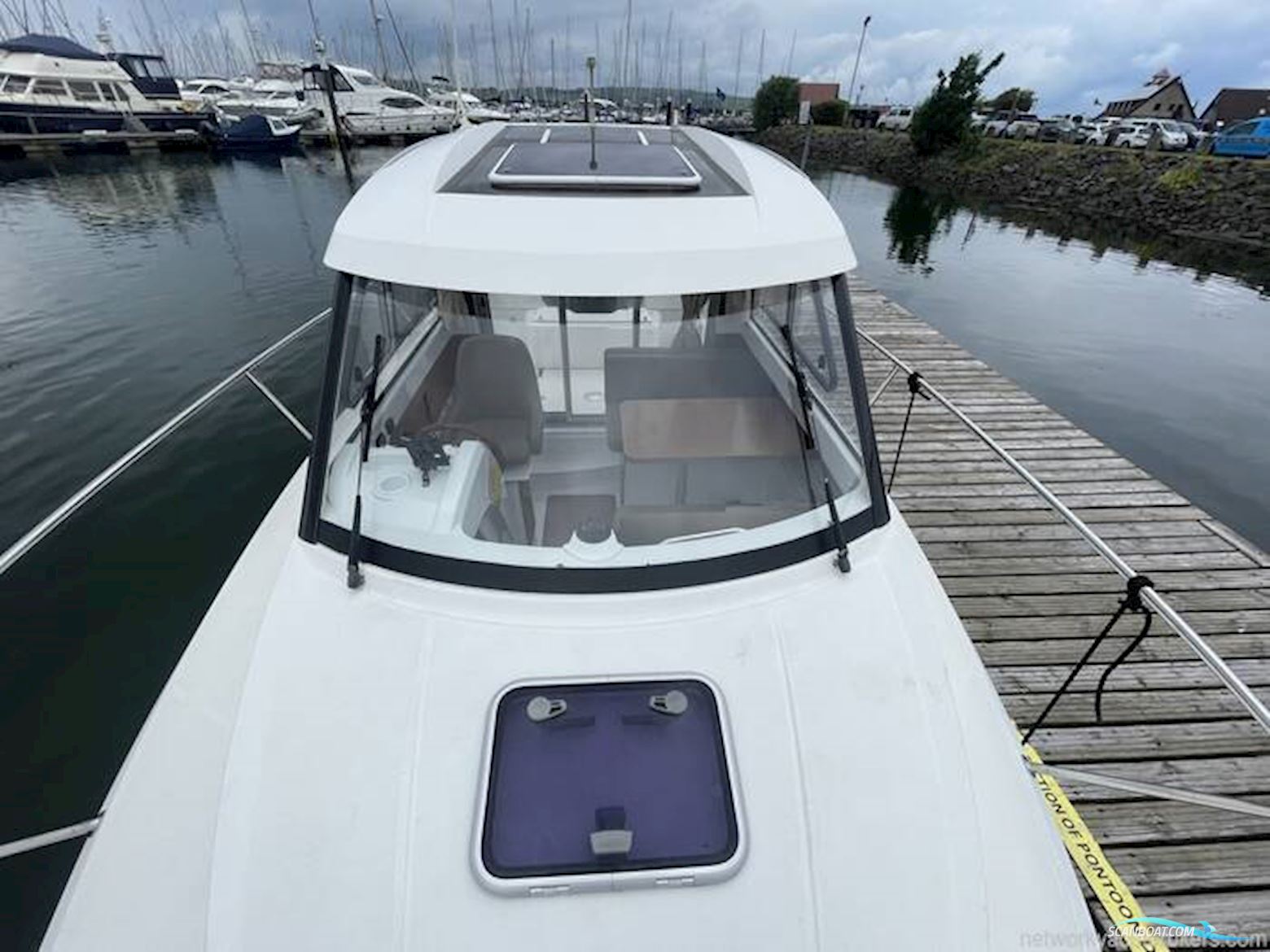 Jeanneau 645