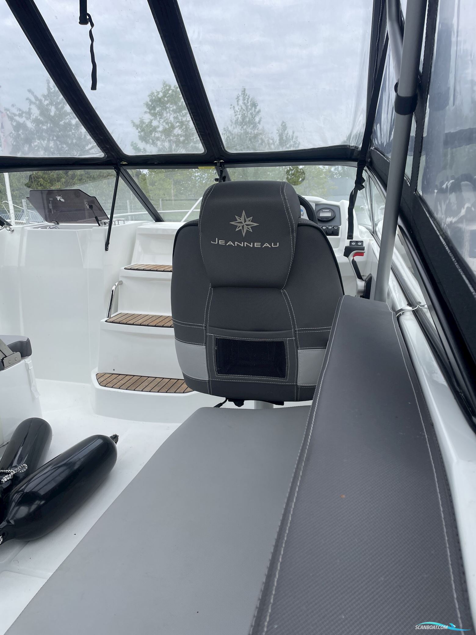 Jeanneau 6.5 DC Cap Camarat