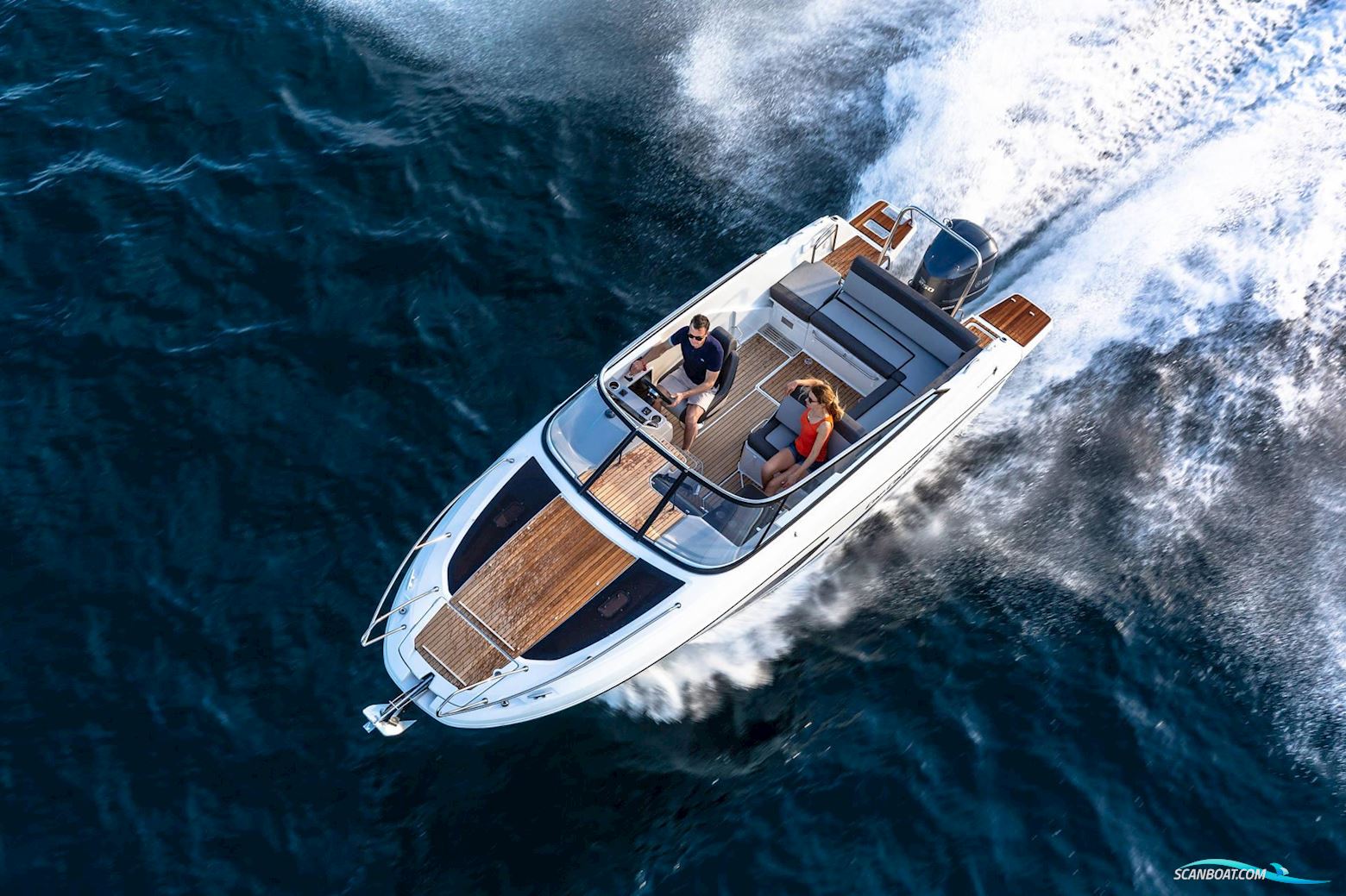 Jeanneau 7.5 DC Cap Camarat Gen2