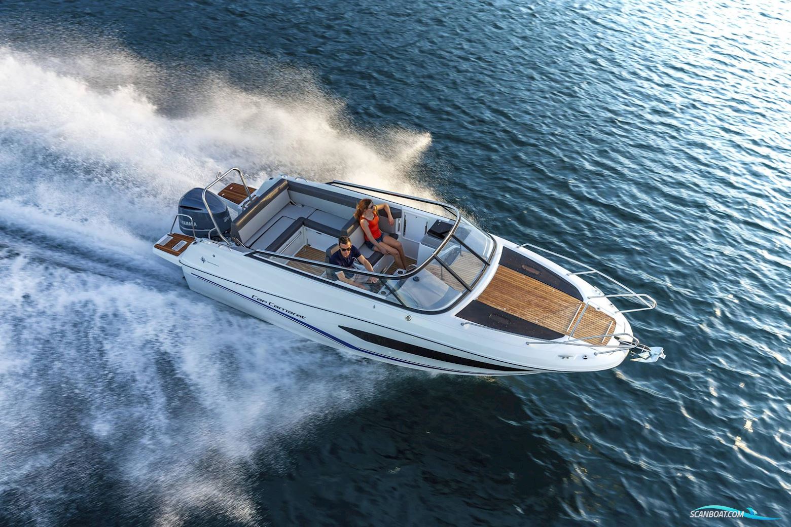 Jeanneau 7.5 DC Cap Camarat Gen2