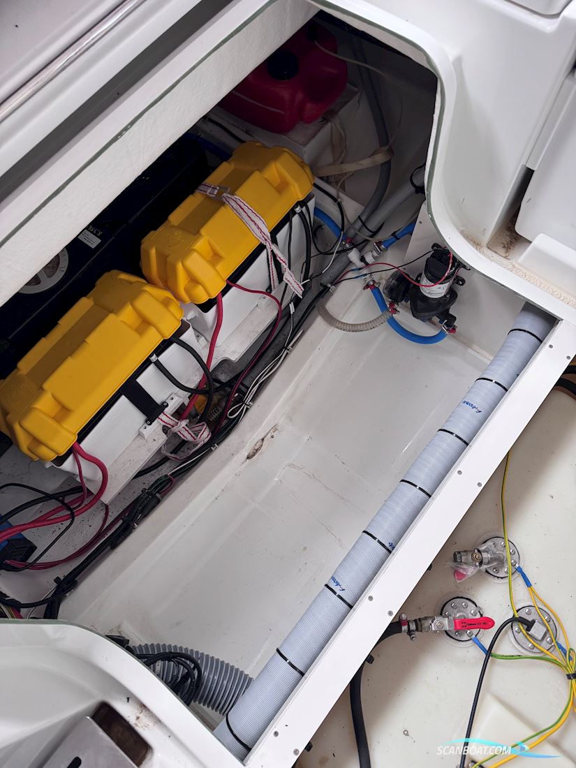 Jeanneau 7.5 DC CAP CAMARAT SERIE 2 – 2021