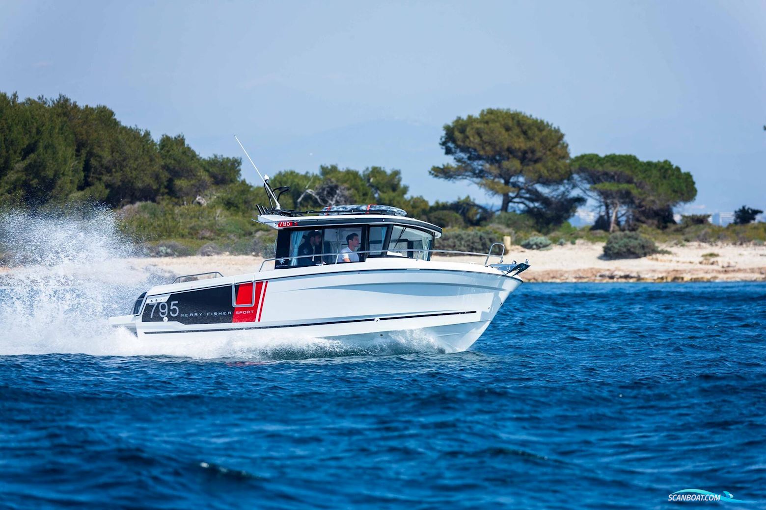 Jeanneau 795 Merry Fisher Sport Serie2