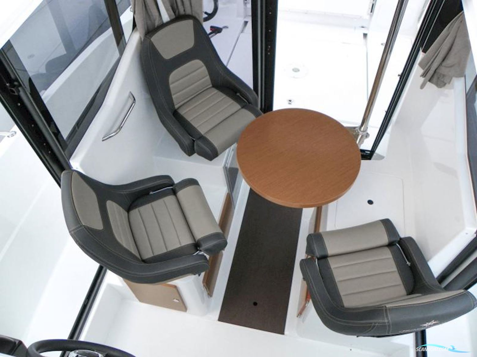 Jeanneau 795 Merry Fisher Sport Serie2