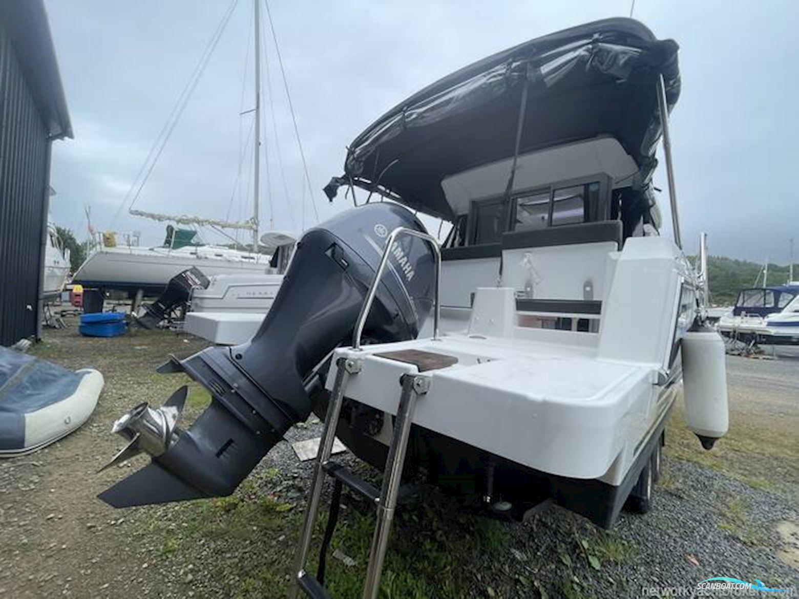 Jeanneau 795 S2