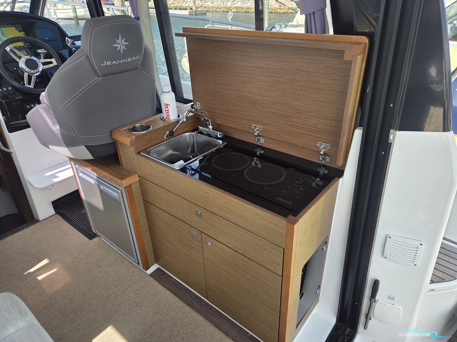 Jeanneau 895 Merry Fisher Coupe'