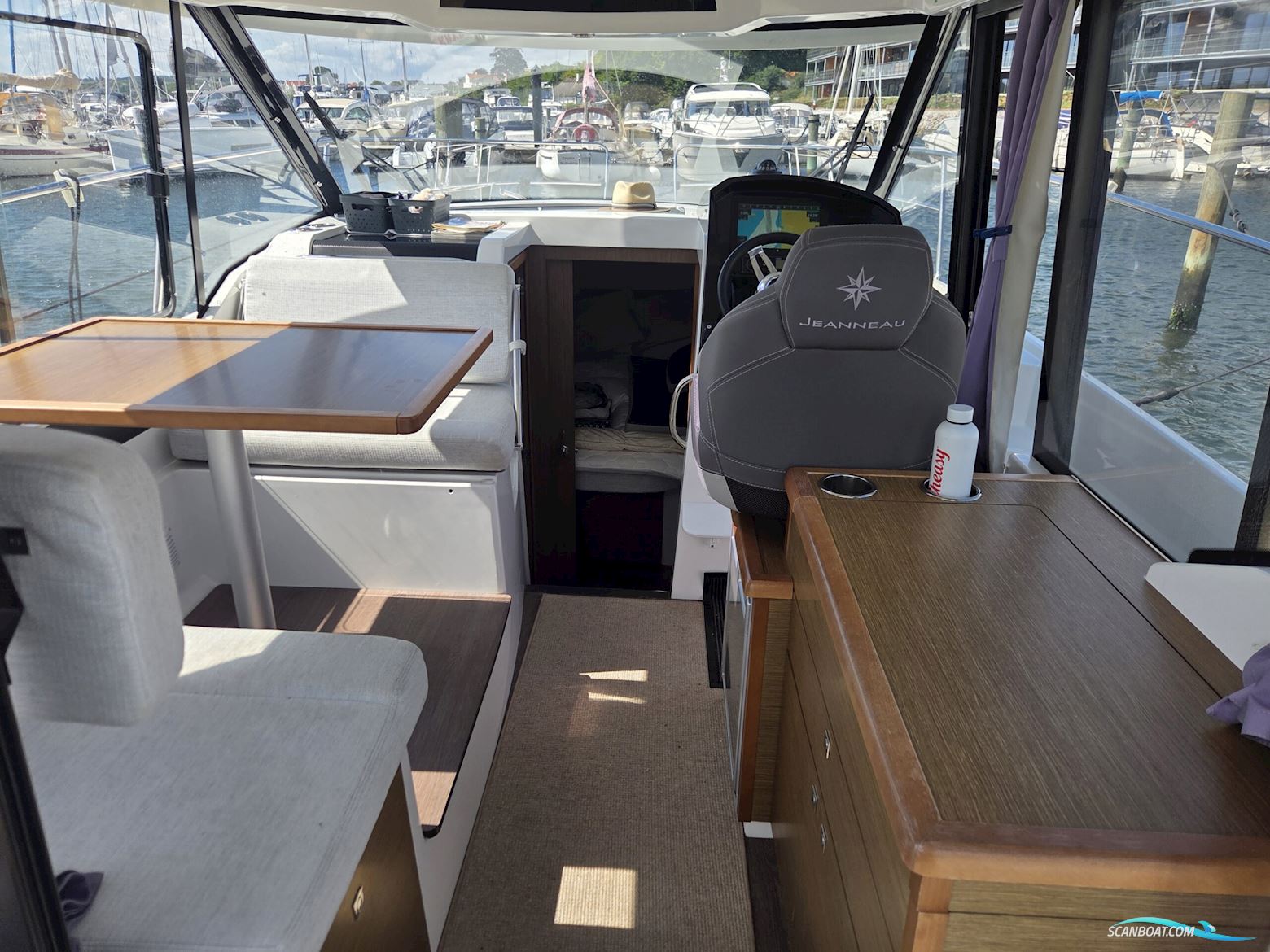 Jeanneau 895 Merry Fisher Coupe'