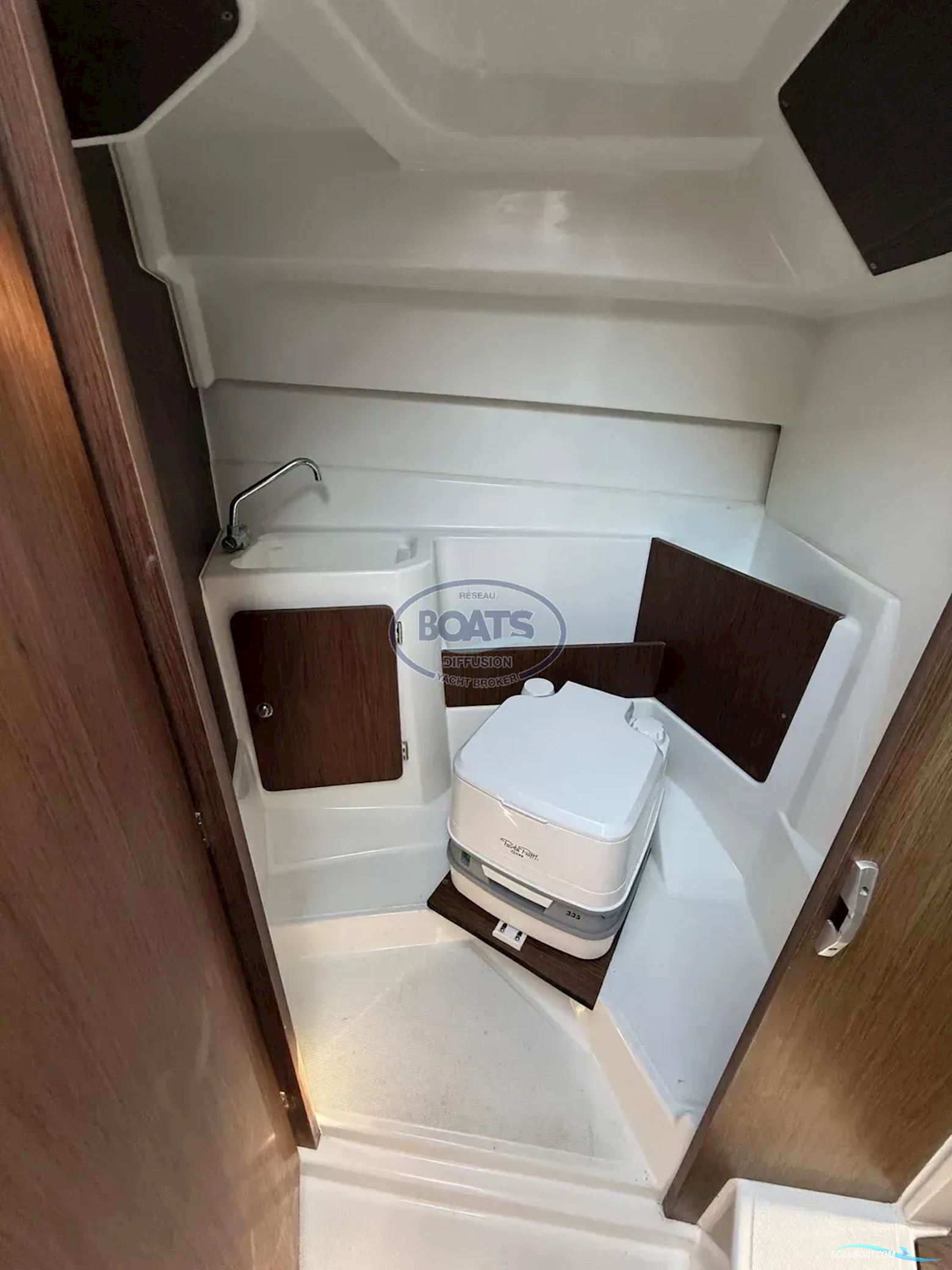 Jeanneau Antares 7 OB