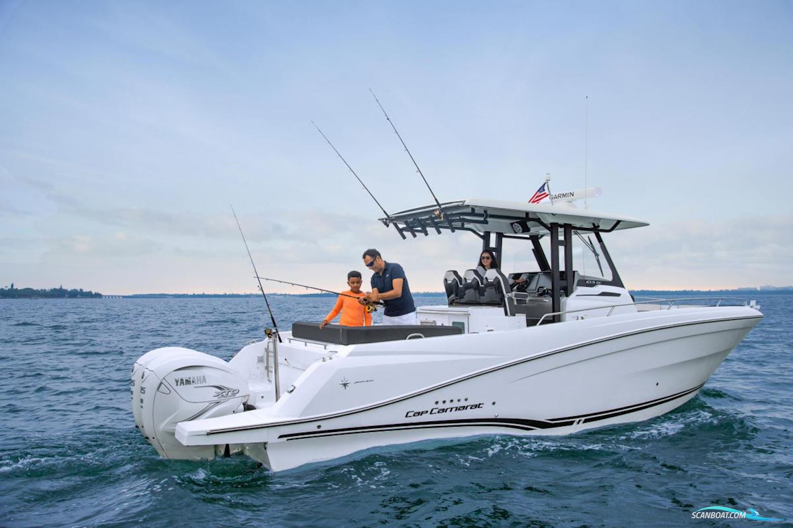 Jeanneau Cap Camarat 10.5 Center Console