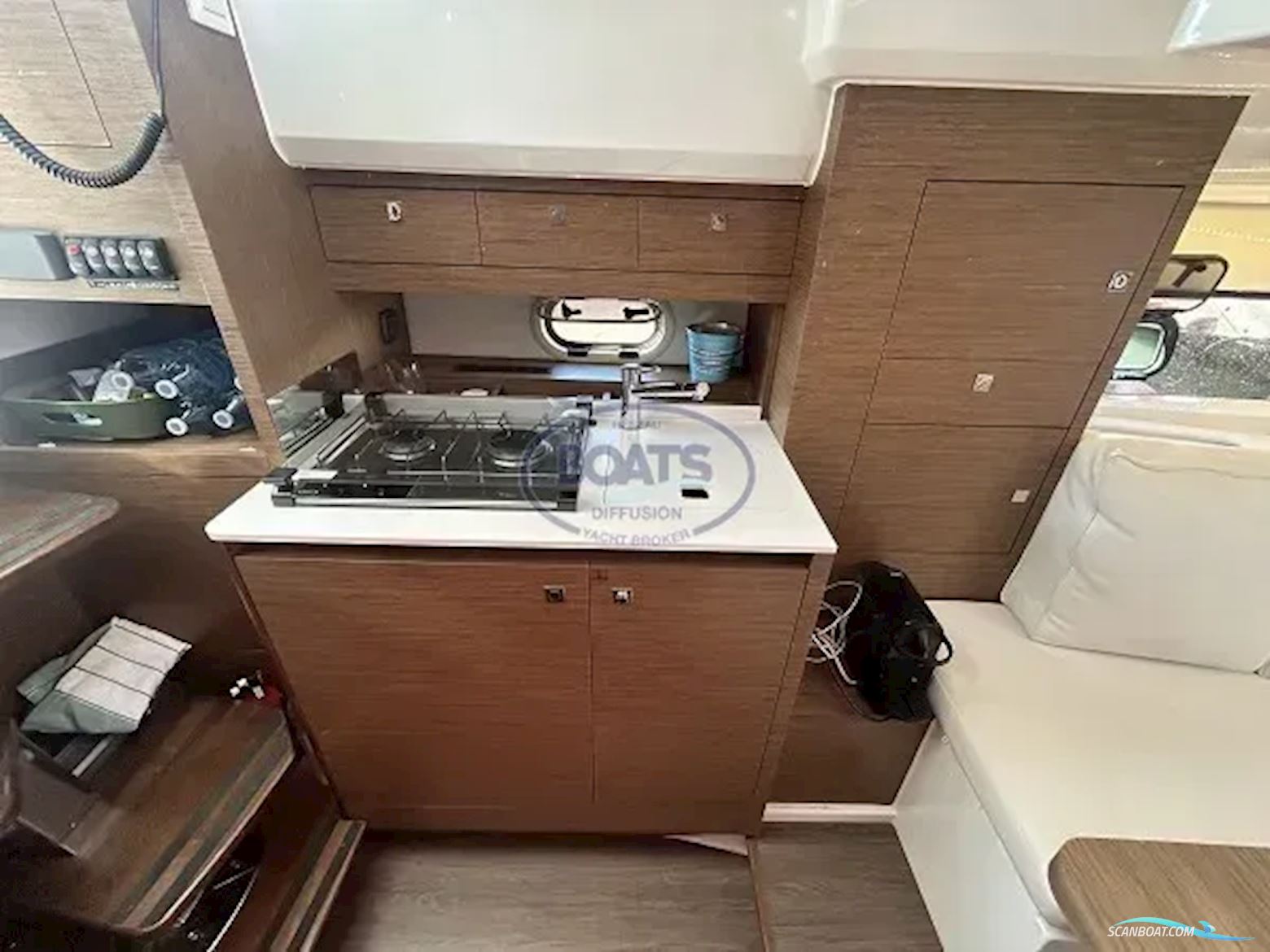 Jeanneau Cap Camarat 10.5