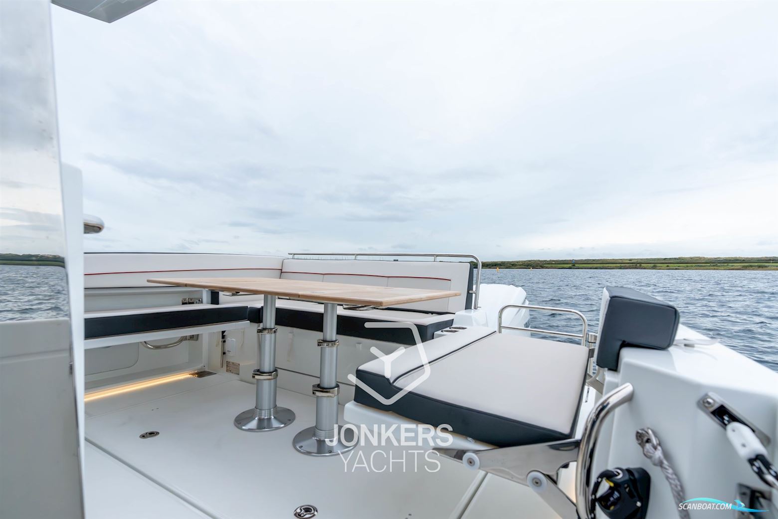 Jeanneau Cap Camarat 10.5 WA S2