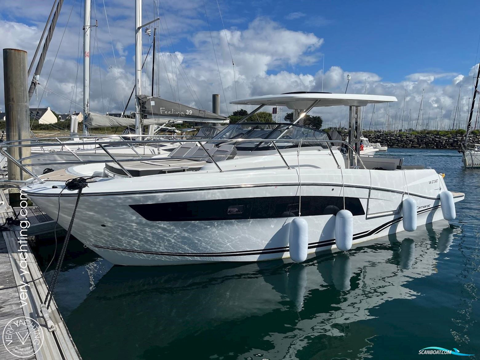 Jeanneau Cap Camarat 10.5 WA serie 2 Motorboot 2024, mit Suzuki DF300APX motor, Frankreich