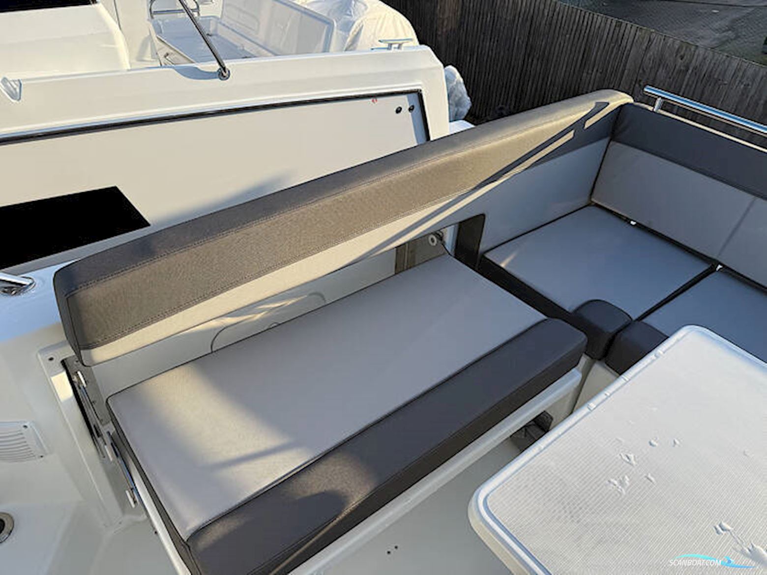 Jeanneau Cap Camarat 10.5 WA Series 2