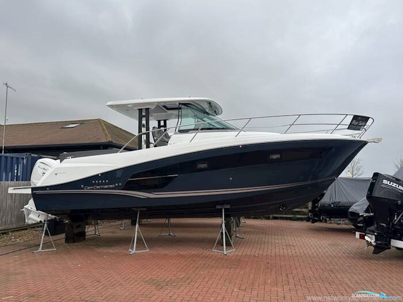 Jeanneau Cap Camarat 10.5 WA Series 2