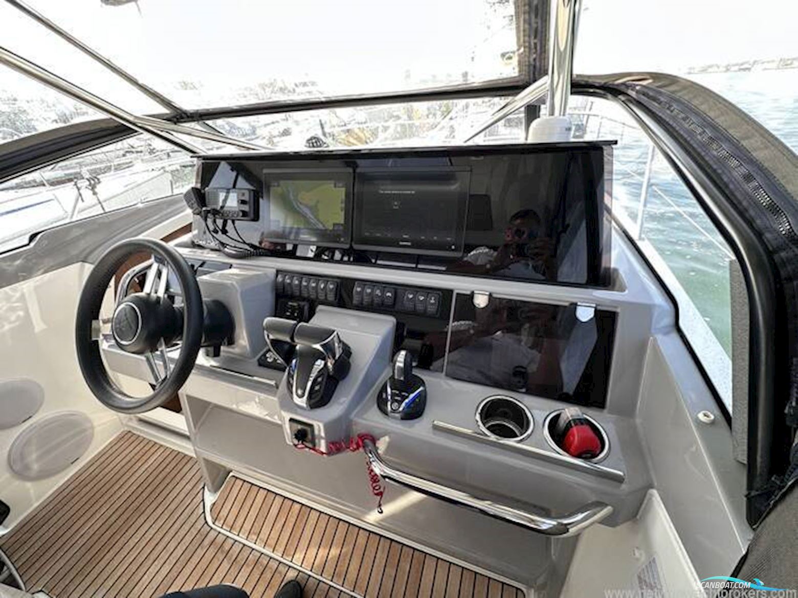 Jeanneau Cap Camarat 10.5WA S2