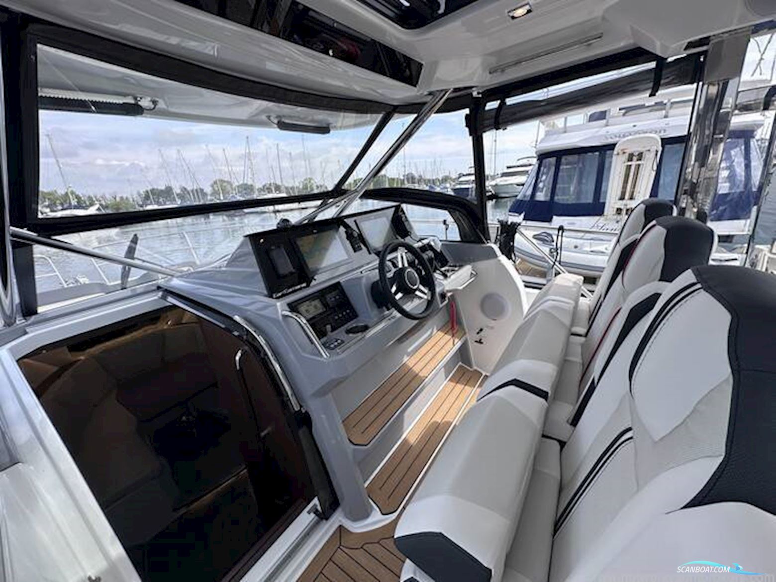 Jeanneau Cap Camarat 10.5WA S2