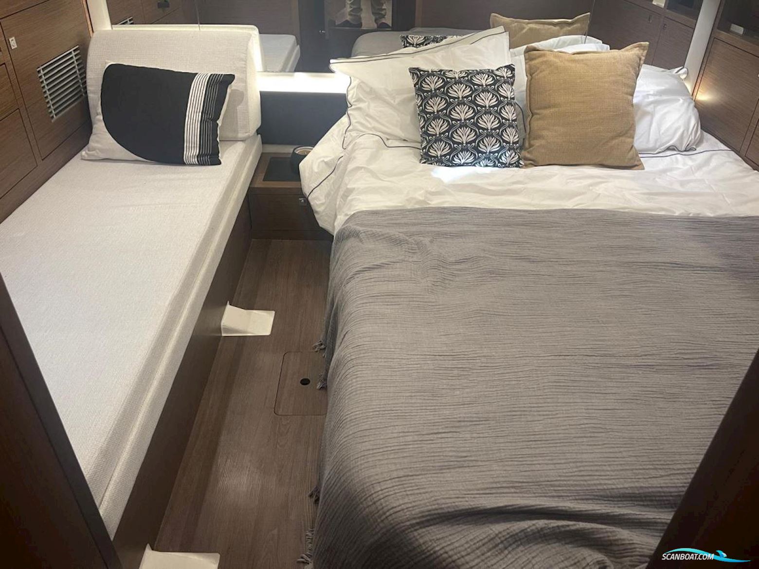 Jeanneau Cap Camarat 12.5-WA